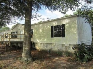 121 Jog Rd, Sylvester, GA 31791