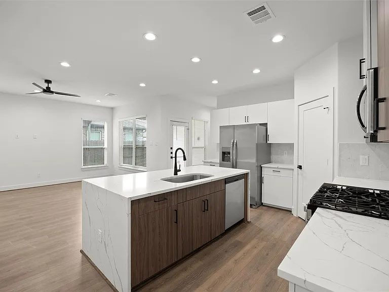 2752 Sunny Briar Dr — Photo 10