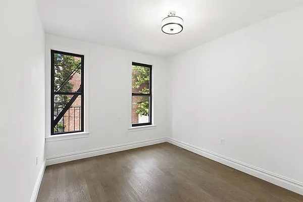 Rented by Nooklyn NYC LLC | media 3