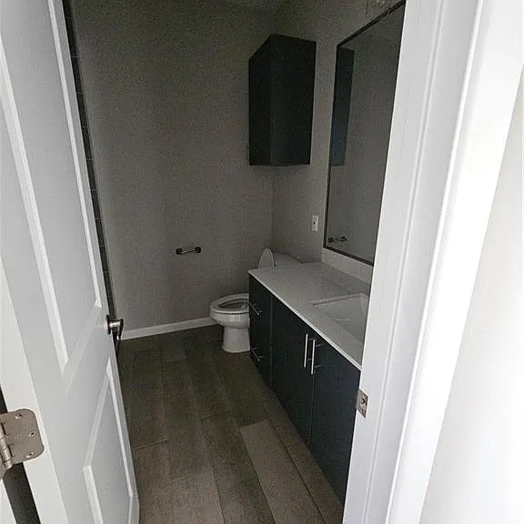 5700 Swallow Ave #4 — Photo 19