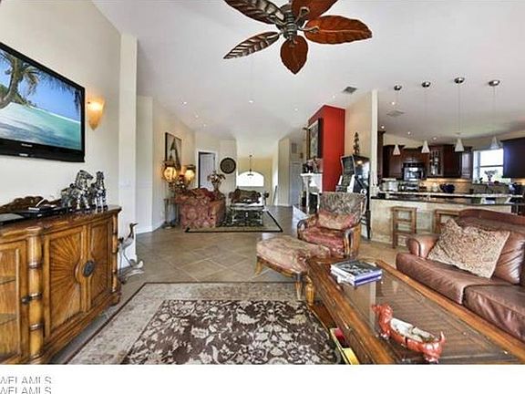 4th image of 443 Barcelona Ct