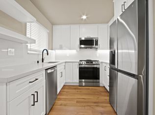 15962 S Myrtle Ave #3, Tustin, CA 92780