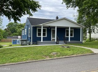 1112 N Price St, Sweetwater, TN 37874