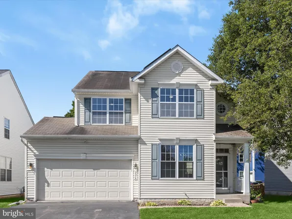 226 Shannonbrook Ln, Frederick, MD 21702