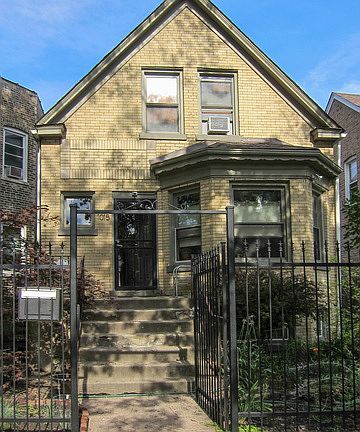 2nd image of 1015 N Central Park Ave