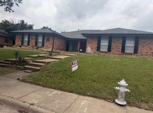 2209 Woodcreek, Carrollton, TX 75006