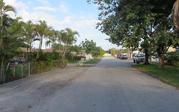 4th image of 4970 NW 180th Ter