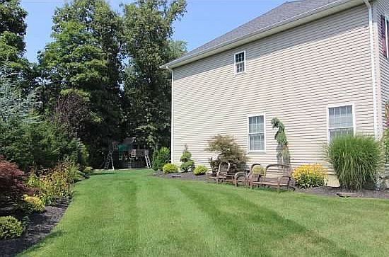 3rd image of 2078 Independence Dr
