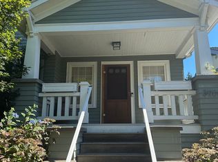 3906 Densmore Ave N, Seattle, WA 98103