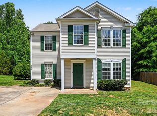 9306 Tiger Lily Ln, Charlotte, NC 28215