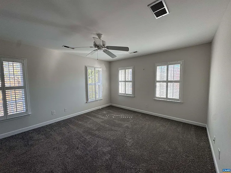 5426 Hill Top St — Photo 11