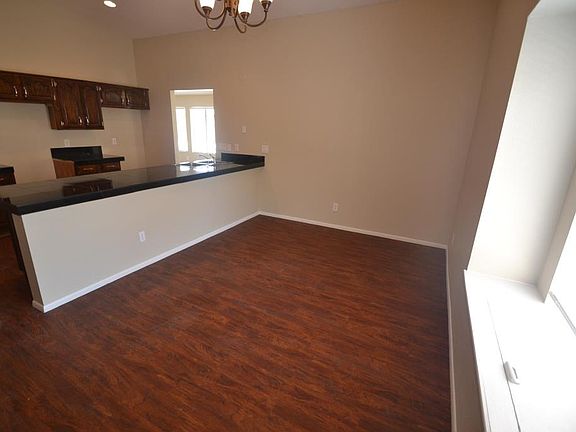 4th image of 8525 N 53rd Ave