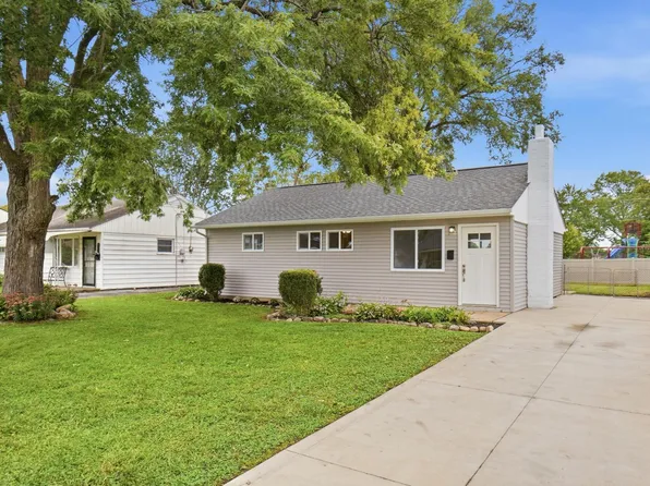 4356 Robin St, Grove City, OH 43123