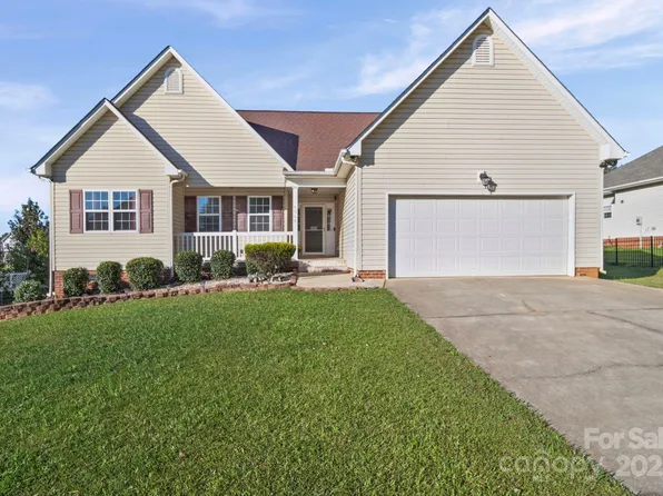 4508 Rillview Ct, Gastonia, NC 28056
