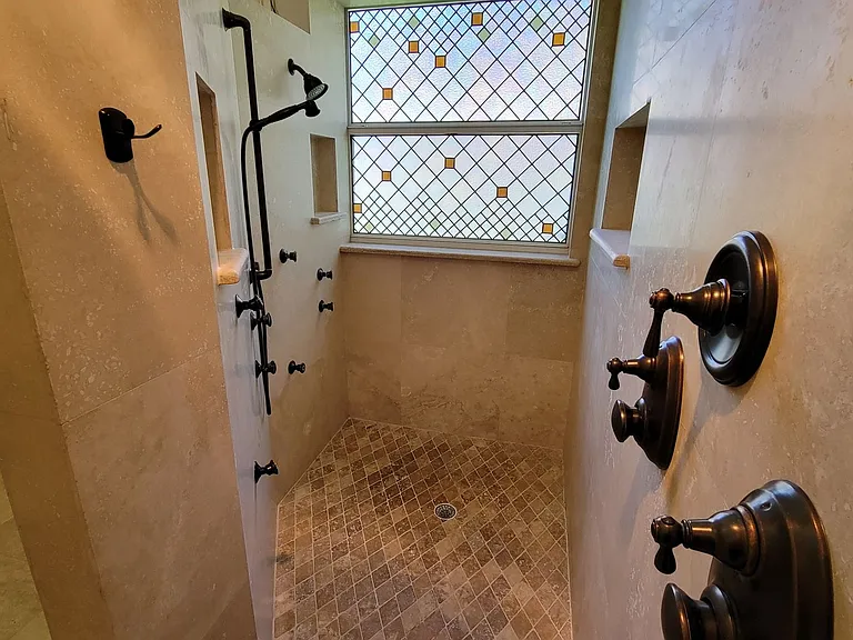 9928 Chardonnay Dr — Photo 13