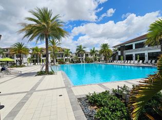 8181 NW 36th St #213, Miami, FL 33166