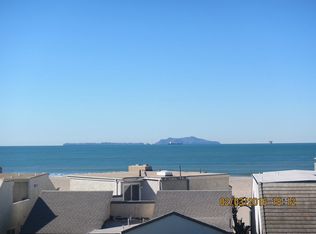 320 Ocean Dr, Oxnard, CA 93035