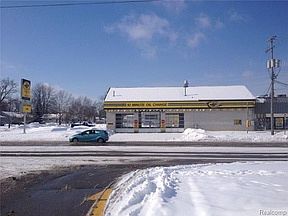 3rd image of 1114 S Ballenger Hwy