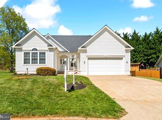 7587 Myers Ct, Warrenton, VA 20187