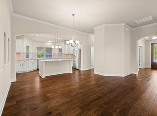 140 Silkstone St, Hutto, TX 78634