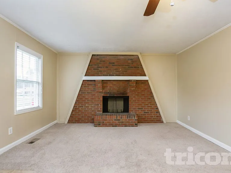 55 Henson Cir — Photo 2