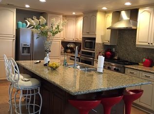 21100 Nashville St, Chatsworth, CA 91311