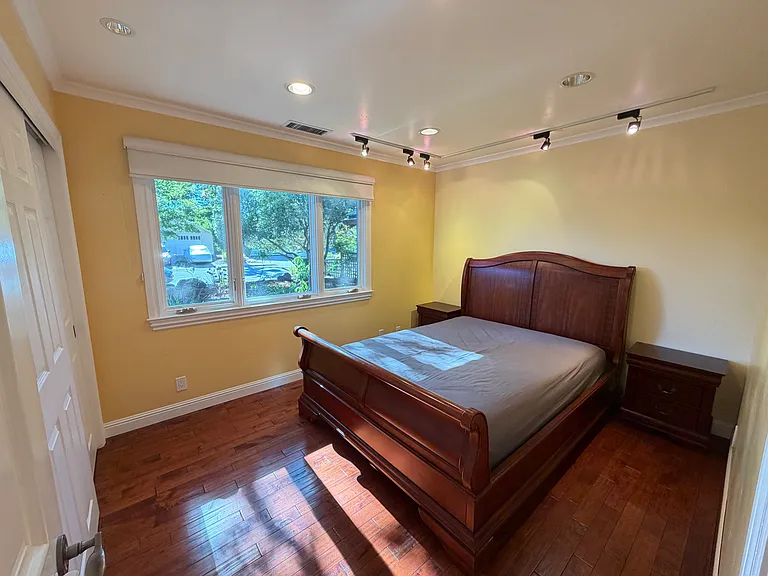 1867 Limetree Ln — Photo 14