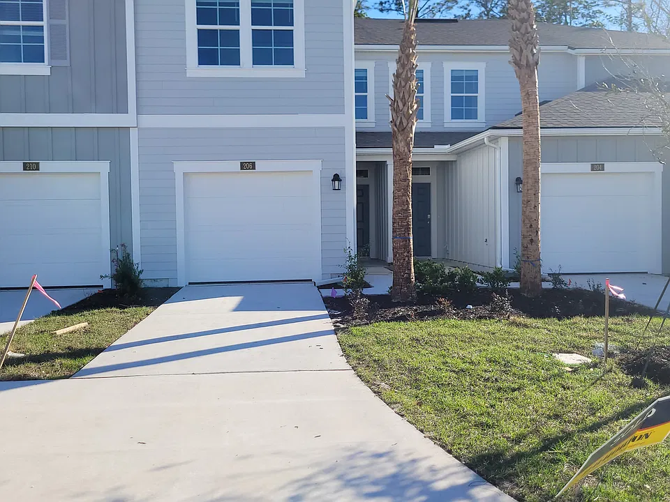 206 Pasadena Dr