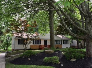 2950 E Wallings Rd, Broadview Heights, OH 44147