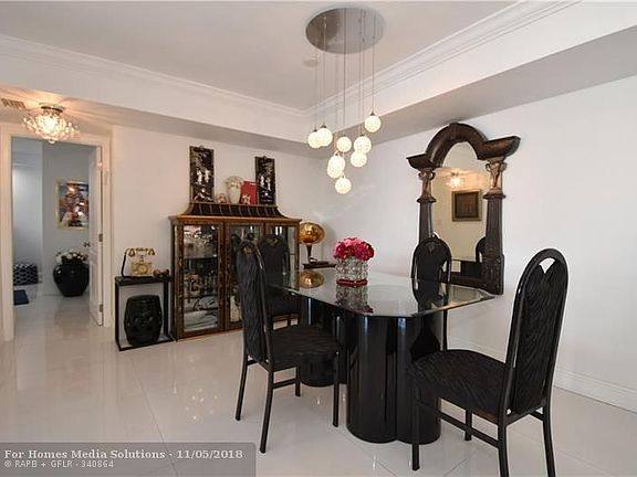 3rd image of 301 174th St APT 1901