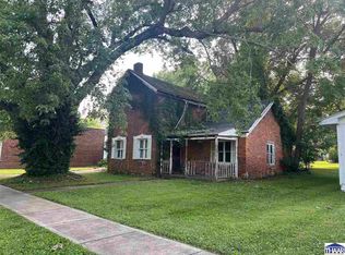 2048 S 3rd St, Merom, IN 47861