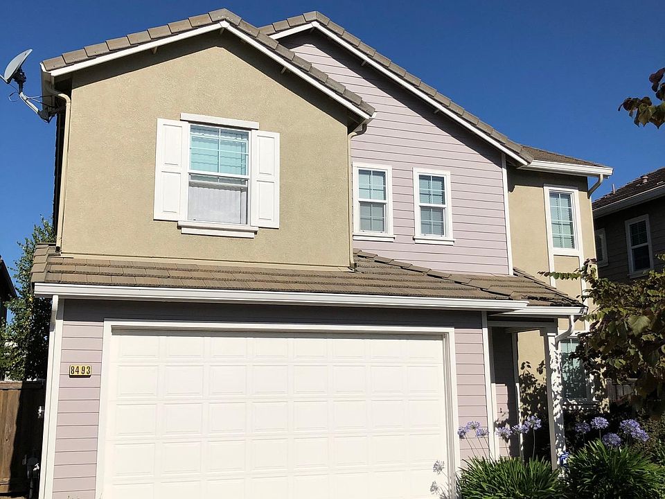 2nd image of 8495 Crystal Walk Cir