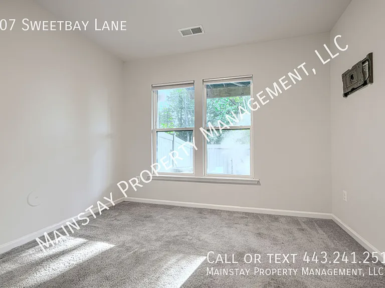 207 Sweetbay Ln — Photo 5