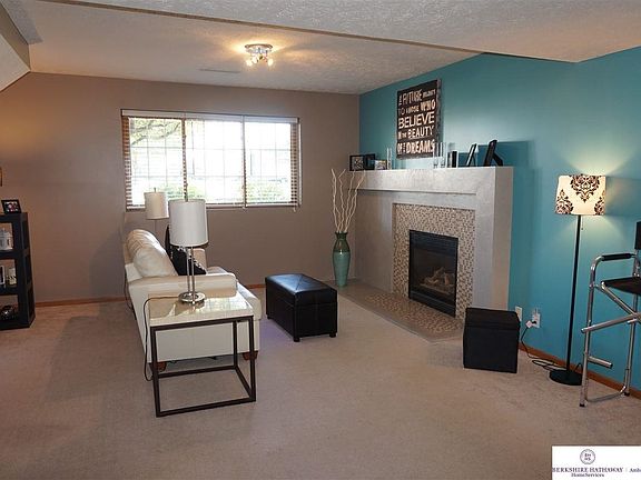 5th image of 15552 Josephine St
