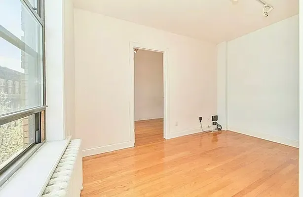 Rented by Living New York | media 10