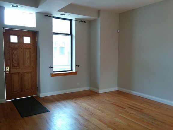 5th image of 4938 S Drexel Blvd APT 206