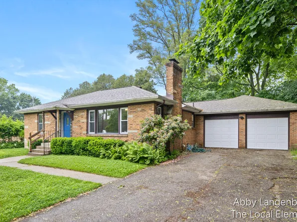 450 Newberg Ave NW, Grand Rapids, MI 49504