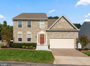 1207 Saltspray Ln, Pasadena, MD 21122