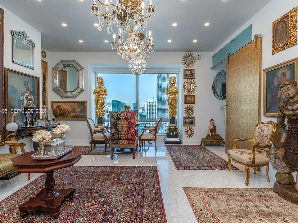 1425 Brickell Ave #45D
