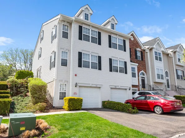 569 Coventry Dr Unit 569, Nutley, NJ 07110