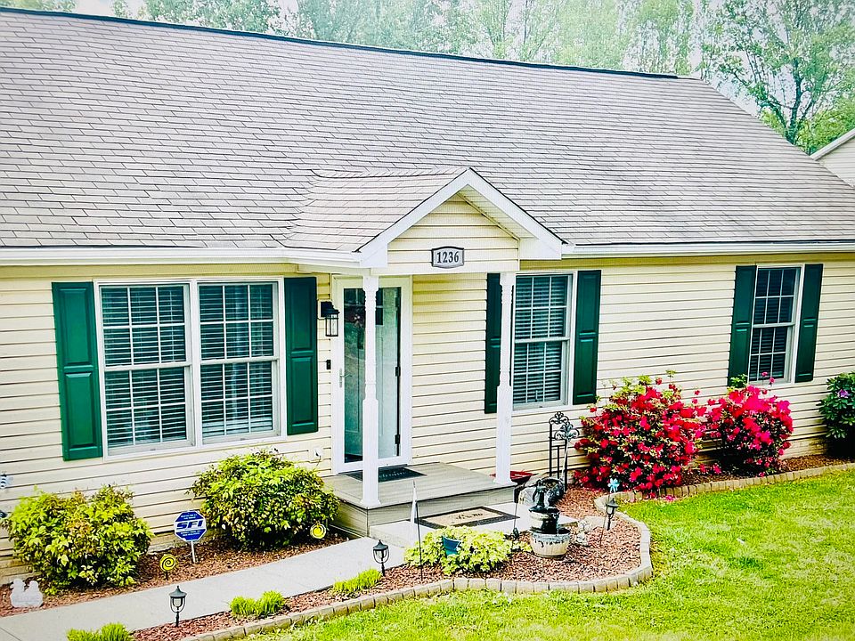 1st image of 1236 Carroll Rd