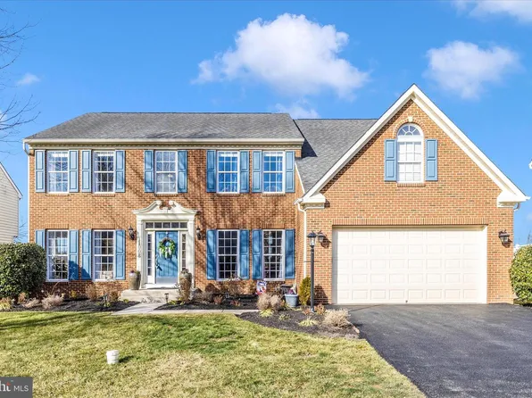 11008 Country Club Rd, New Market, MD 21774