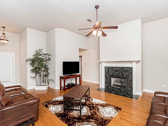 3rd image of 12211 River Walk Dr