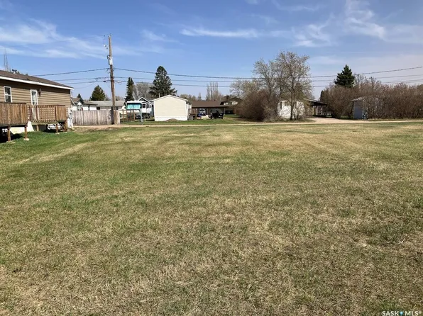 1217 3rd STREET W, Nipawin, SK S0E 1E0