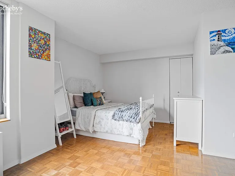 2 S End Ave #8W — Photo 7