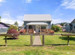 209 Cowlitz St E, South Bend, WA