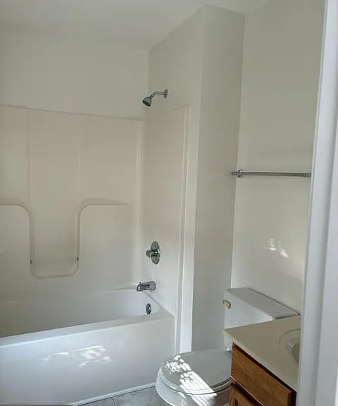 22758 Lawrence Ave — Photo 7