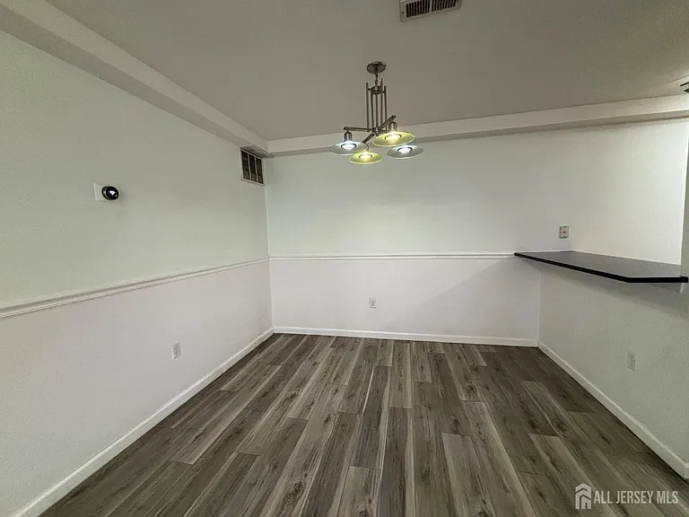 116 Chariot Ct #116 — Photo 8