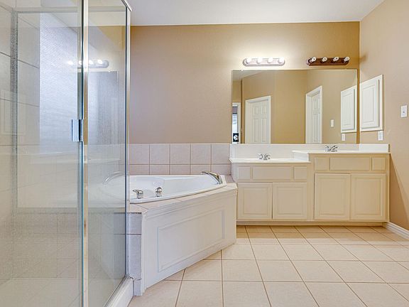 4th image of 3505 Timothy Dr