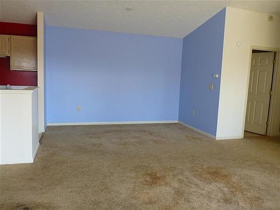 3rd image of 6677 Brigham Sq